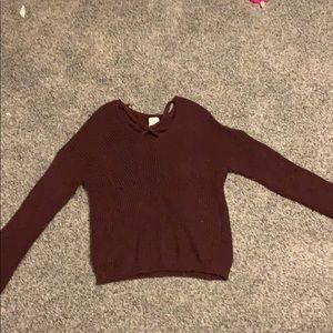 Maroon sweater with cutout